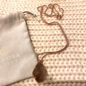 Kendra Scott Rose gold necklace